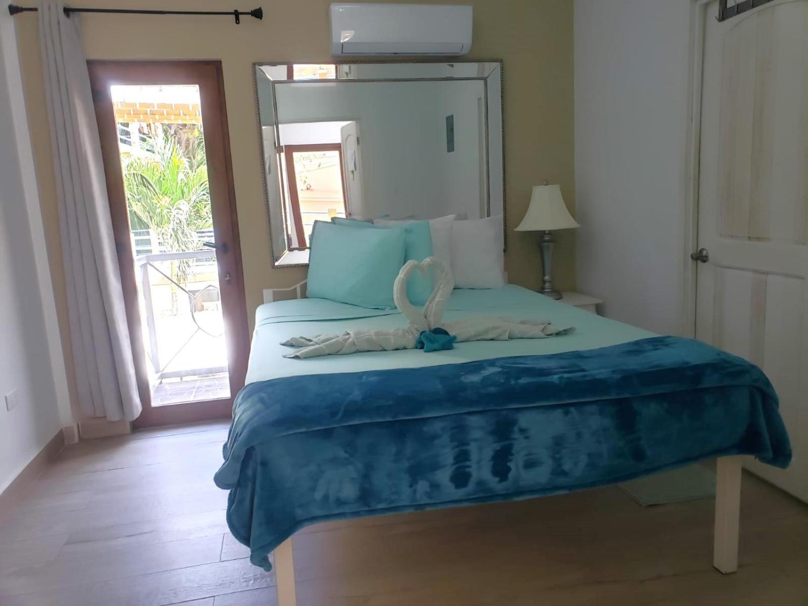 Beach Club Condos At Popeyes 키코커 외부 사진