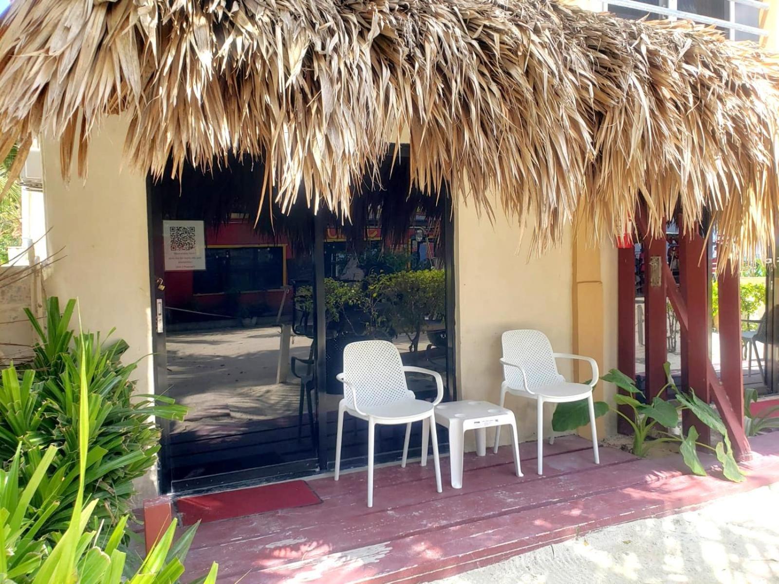 Beach Club Condos At Popeyes 키코커 외부 사진